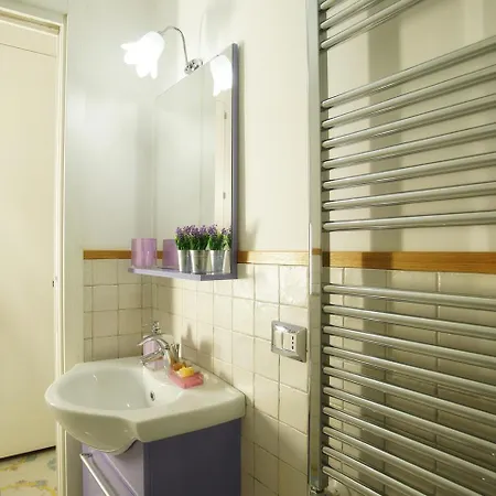 Bed & Breakfast Le Vie Di Naples