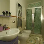 Le Vie Di 4* נאפולי