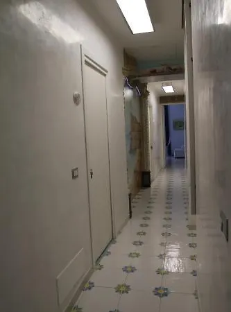 ベッド・アンド・ブレックファスト Le Vie Di